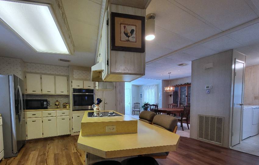 5467 Yarmouth Lane a Sarasota, FL Mobile or Manufactured Home for Sale